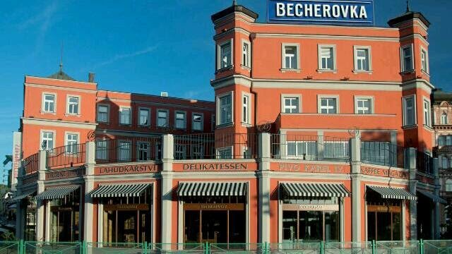Becherovka otevřela nové návštěvnické centrum