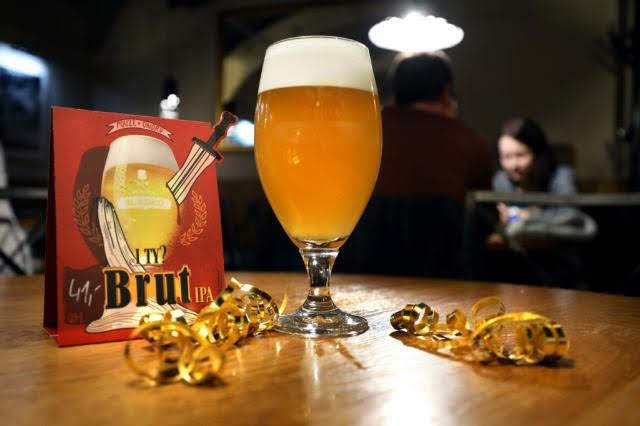 Plzeňští sládci uvařili poprvé v historii pivovaru pivo kategorie Brut IPA