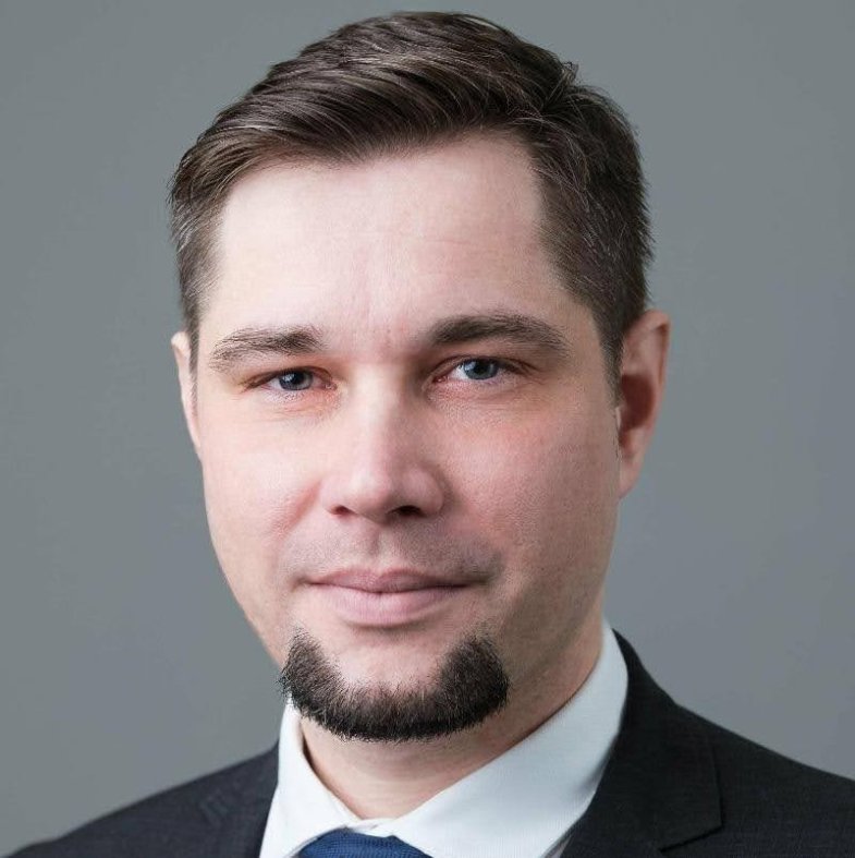 Zástupce vedoucí komunikace a PR manažer kabinetu ministra pro místní rozvoj Petr Waleczko