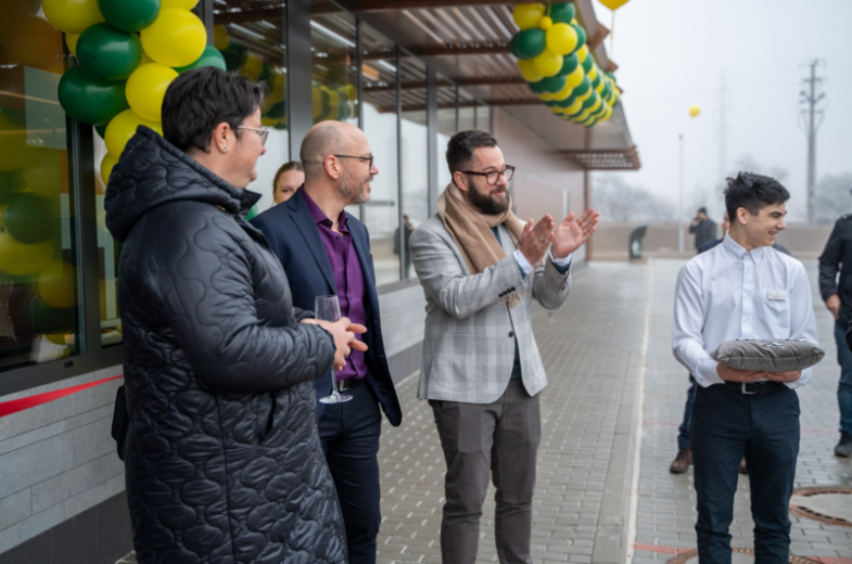 120. McDonald's u nás otevřel ve Stehelčevsi, foto McDonald's ČR