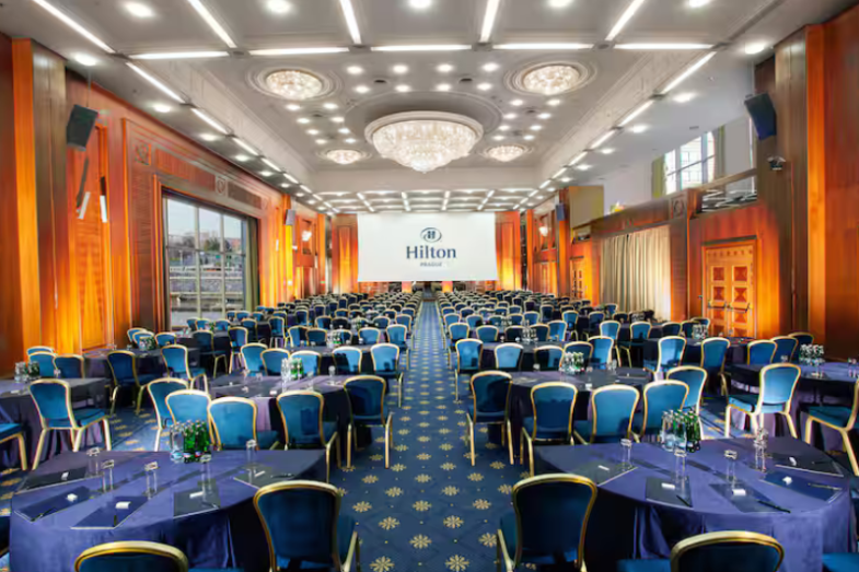 Hilton Prague byl jmenován jako Nejlepší MICE hotel v České republice pro rok 2024 v rámci udílení cen World MICE Travel Awards, foto Hilton Prague